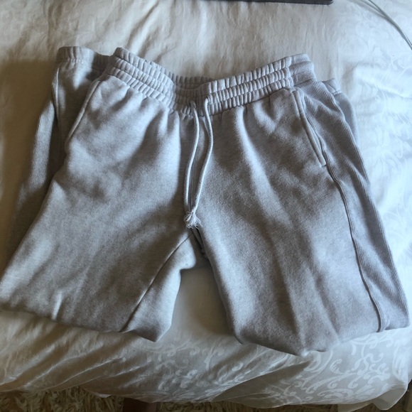 Aritzia Cozy Fleece Boyfriend Sweatpants - Picture 2 of 6